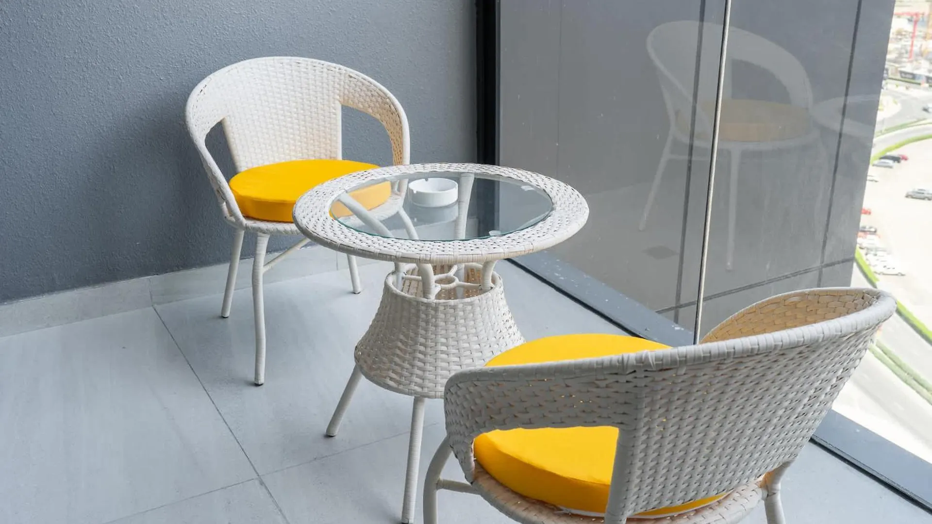 Stylish 1-Bedroom Retreat In Amal Tower Sports City Dubai 0*,  Emirados Árabes Unidos