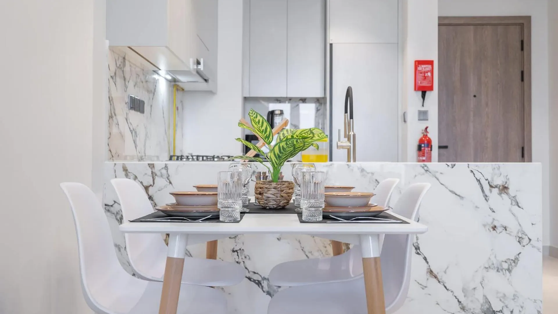 Apartment Stylish 1-Bedroom Retreat In Amal Tower Sports City Dubai
